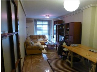 Piso en alquiler en Adelfas en Madrid