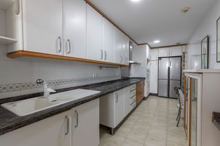 Casa adosada en venta en Bola de Oro - Serrallo en Granada