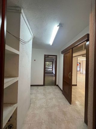 Local comercial en venta en Puerto Chico en Santander