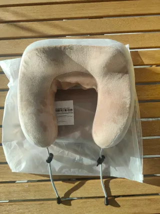 Almohada cervical de viaje nueva