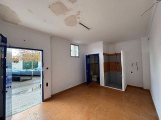 Local comercial en venta en La Banda - Campo de Fútbol en Chiclana de la Frontera