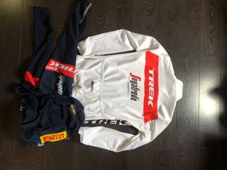 Conjunto Santini Trek oficial invierno. Talla M