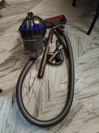 Aspiradora Dyson Ball Multi Floor