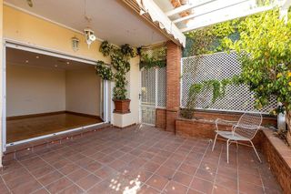 Casa adosada en venta en Bola de Oro - Serrallo en Granada