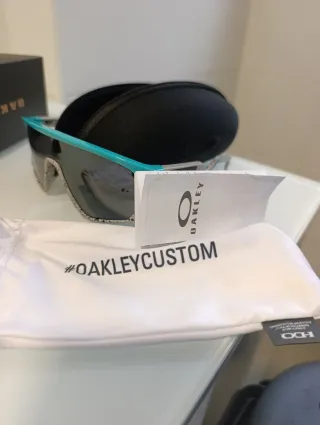Oakley Sutro Gafas de Sol Nuevas
