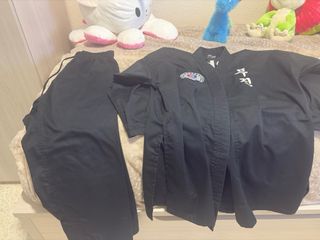 Kimono Hapkido Niñ@ Negro/Rojo