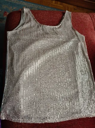 Camiseta dorada lentejuelas