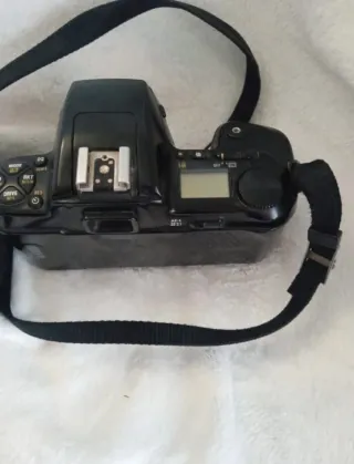 Cámara Nikon F-601 AF