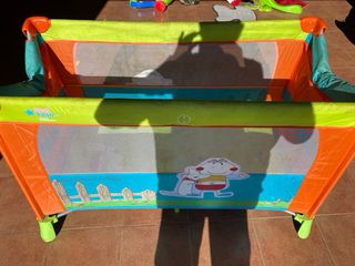 Cuna de viaje plegable