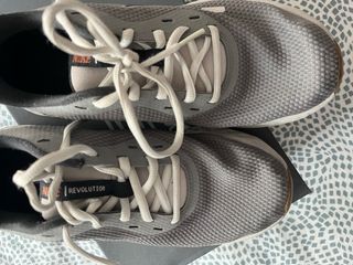 Zapatillas Nike Revolution Gris/Blanco