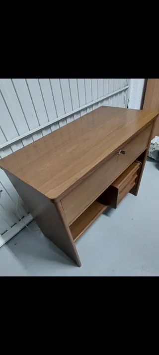 Mesa de escritorio y para ordenador