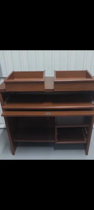 Mesa de escritorio y para ordenador