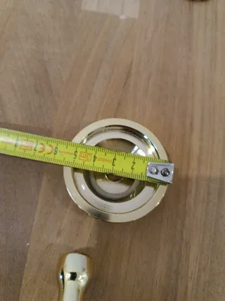 Tiradores puerta entrada  GROEL latón dorado