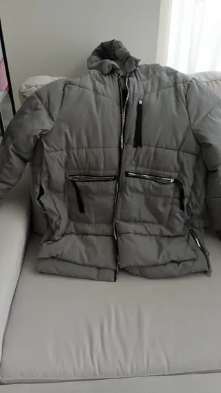 Chaquetón gris con bolsillos Talla L