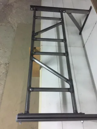 Barra Multifuncional para Dominadas con Escalera