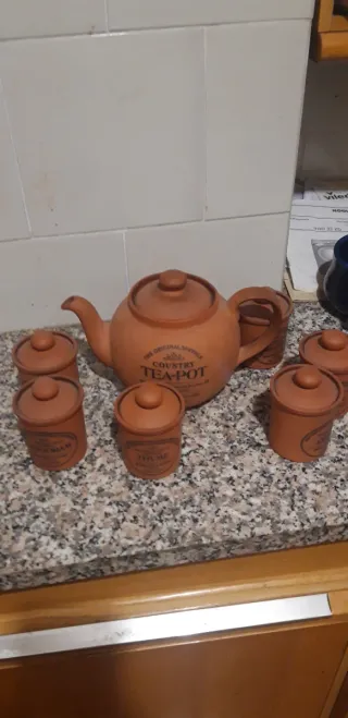 Teiera in terracotta Henry Watson Pottery