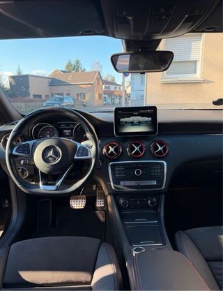 Mercedes-Benz AMG Clase A 218cv