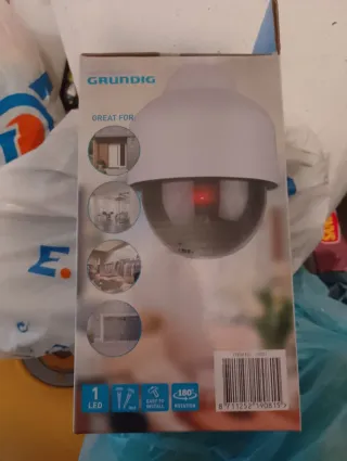 Cámara vigilancia Grundig a pilas