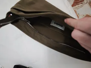 Bolso Bimba y Lola verde militar nuevo