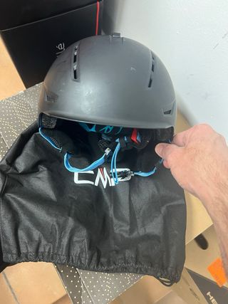 Casco de esquí negro niño