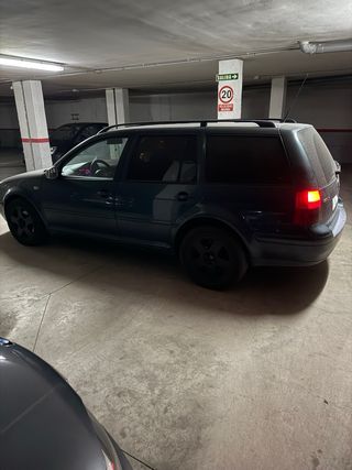 Volkswagen Golf 2003