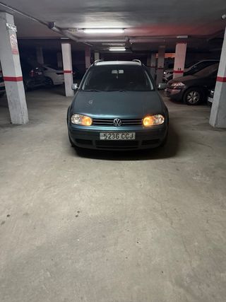 Volkswagen Golf 2003