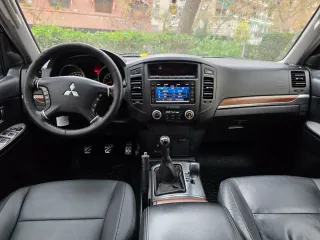 Mitsubishi Montero 2008