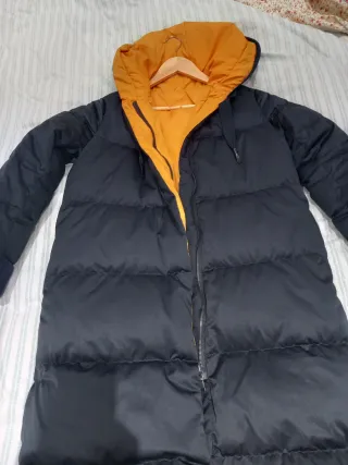 Abrigo largo Zara reversible azul y mostaza