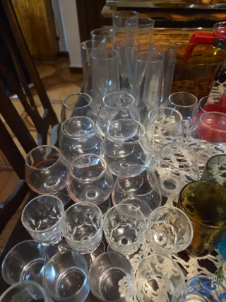 Lote copas, chupitos, tetera y tazas