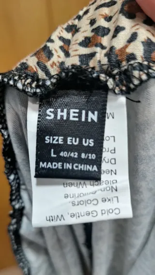 Falda midi estampado leopardo