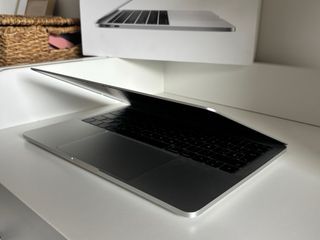 Apple MacBook Pro 13 - 2017