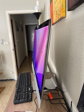 iMac Apple Plata y Blanco