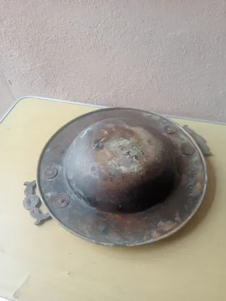 Antiguo brasero de bronce