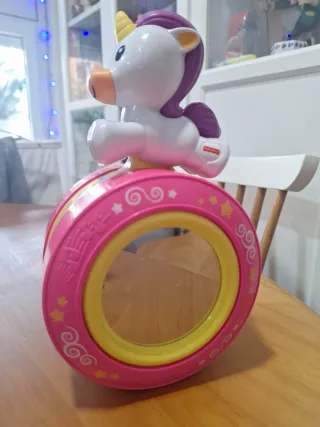 Unicornio Fisher Price Gateo Musical 6meses