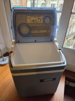 Nevera portátil coche 12V Ezetil