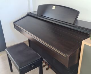 Piano Digital Yamaha Clavinova CVP-205