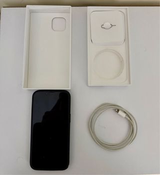 iPhone 13 128GB Negro - Como Nuevo