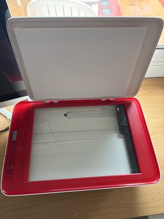 Impresora HP Deskjet 2633 Roja y Blanca