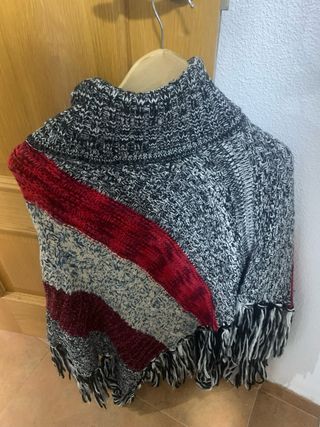 Poncho Desigual Punto Talla Única