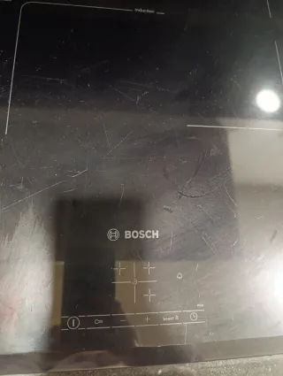 Placa de inducción Bosch, tres fuegos