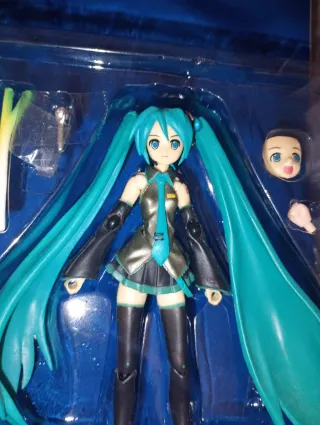 Figura Hatsune Miku Vocaloid Figma