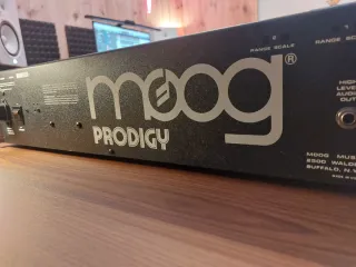 Moog Prodigy Sintetizador Analógico