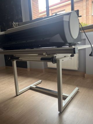 Mesa de dibujo metálica