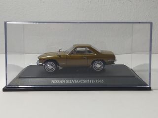 Nissan Silvia de 1965 a escala 1:43 (Ebbro)