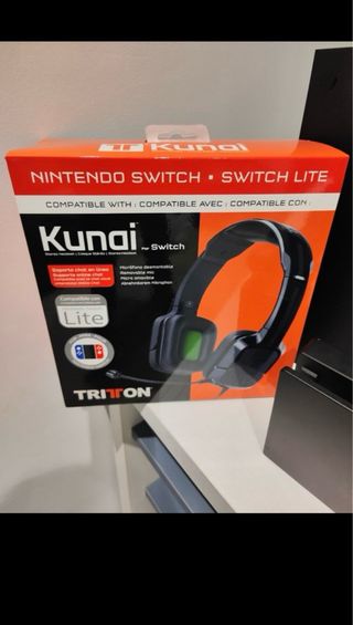 Nintendo Switch Morado y Rojo