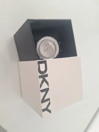 Reloj DKNY Mujer Plata y Blanco