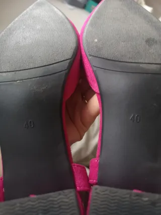 Zapatos tacón fucsia con lazo