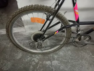 Bicicleta de Montaña Amarilla