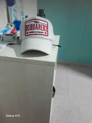 Gorra DSQUARED2 Beige 1964 Born in Canada