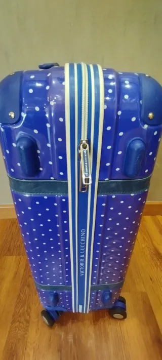 Maleta Mediana Victorio & Lucchino Azul Lunares